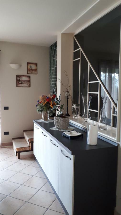 Apartamento Gabrimilla Puegnago sul Garda Exterior foto